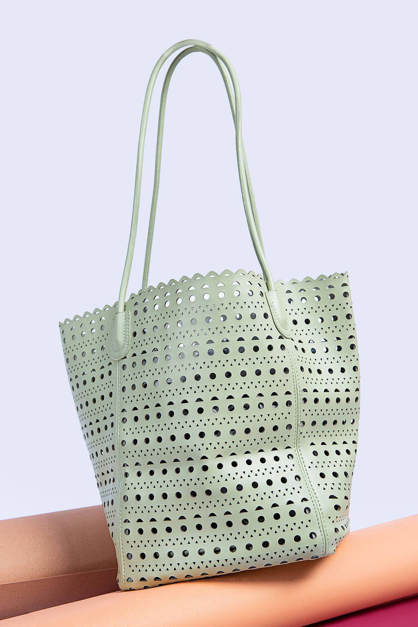 Cut Out Tote | ABG-H24-2