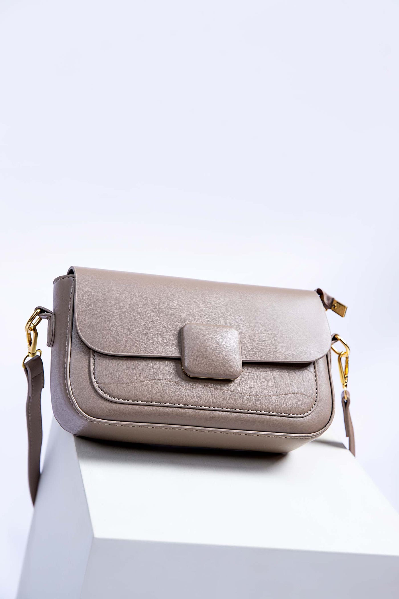 Leather Crossbody | ABG-W23-14