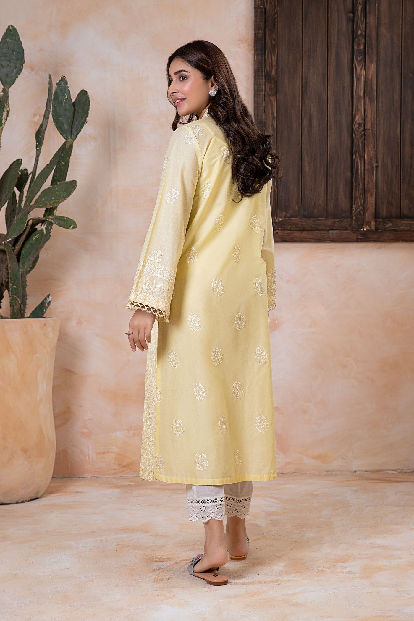 Embroidered Lawn Kurta | MB-EA24-22