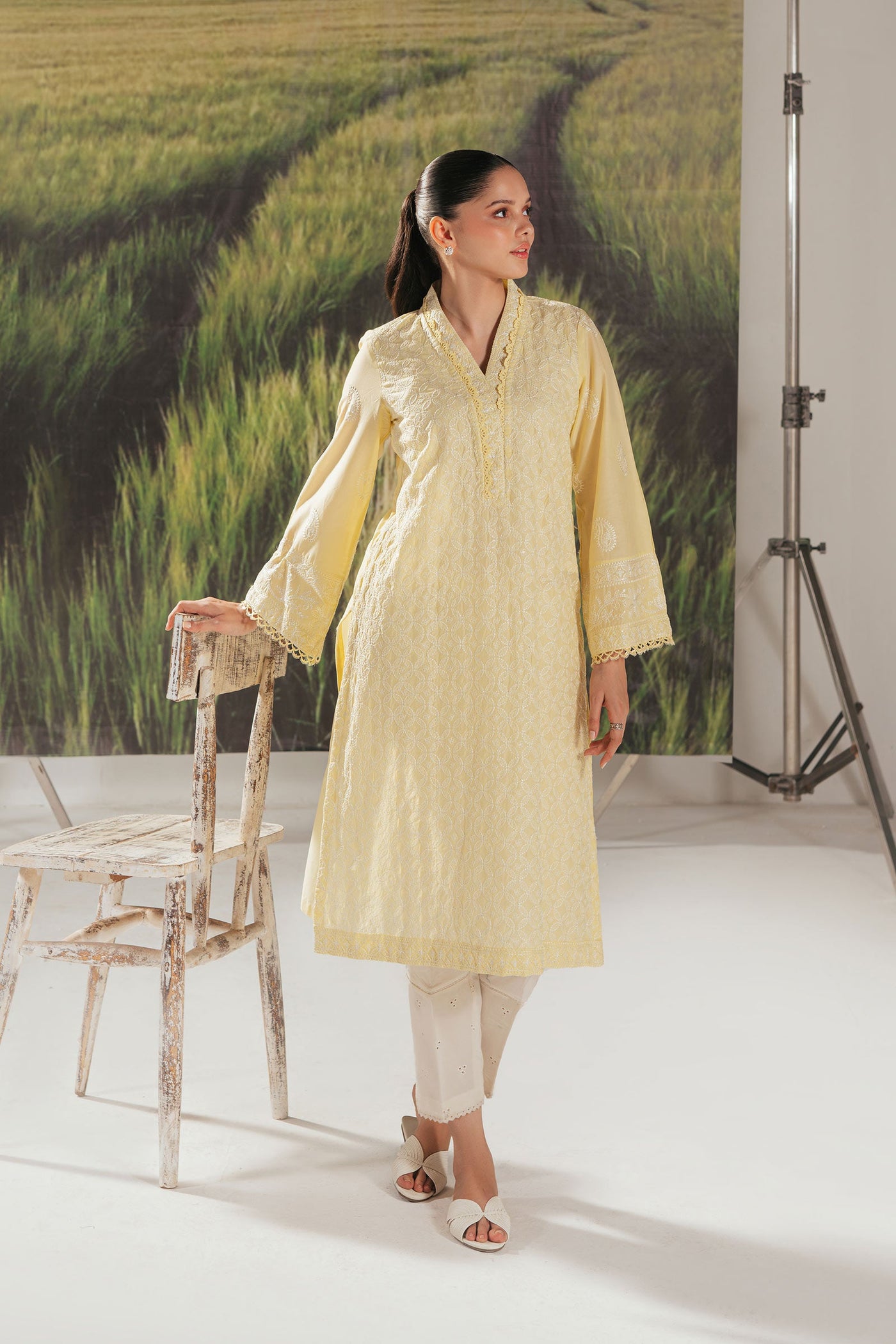 Embroidered Lawn Kurta | MB-EA24-22