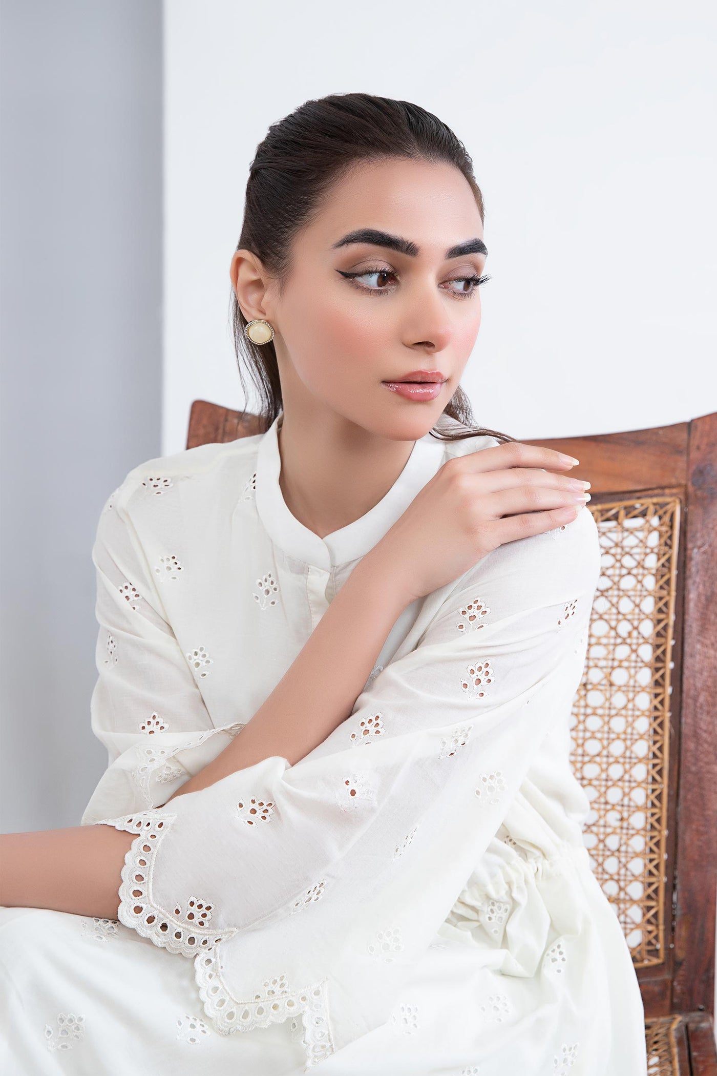 Embroidered Lawn Shirt | MB-EF24-122