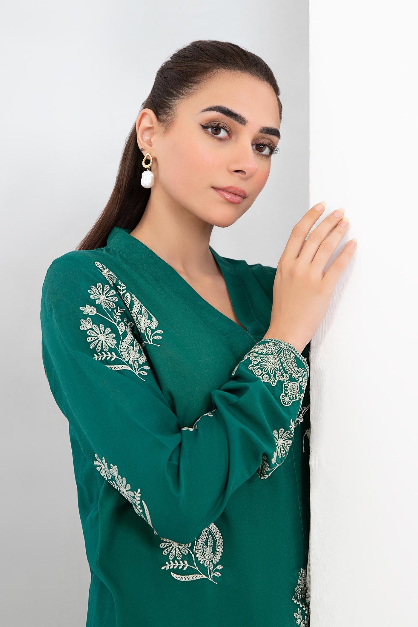 2 Piece Embroidered Lawn Suit | MB-EF24-54