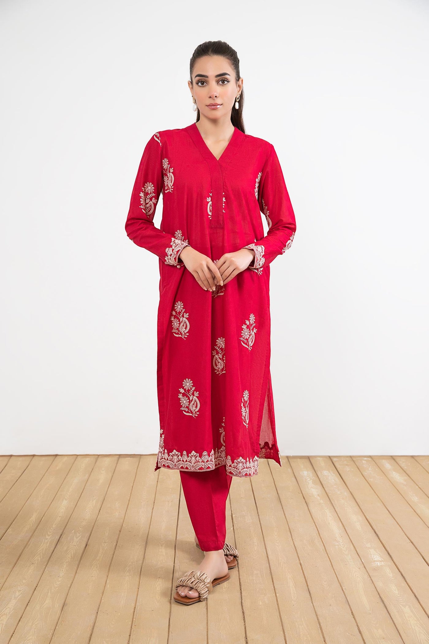 2 Piece Embroidered Lawn Suit | MB-EF24-54