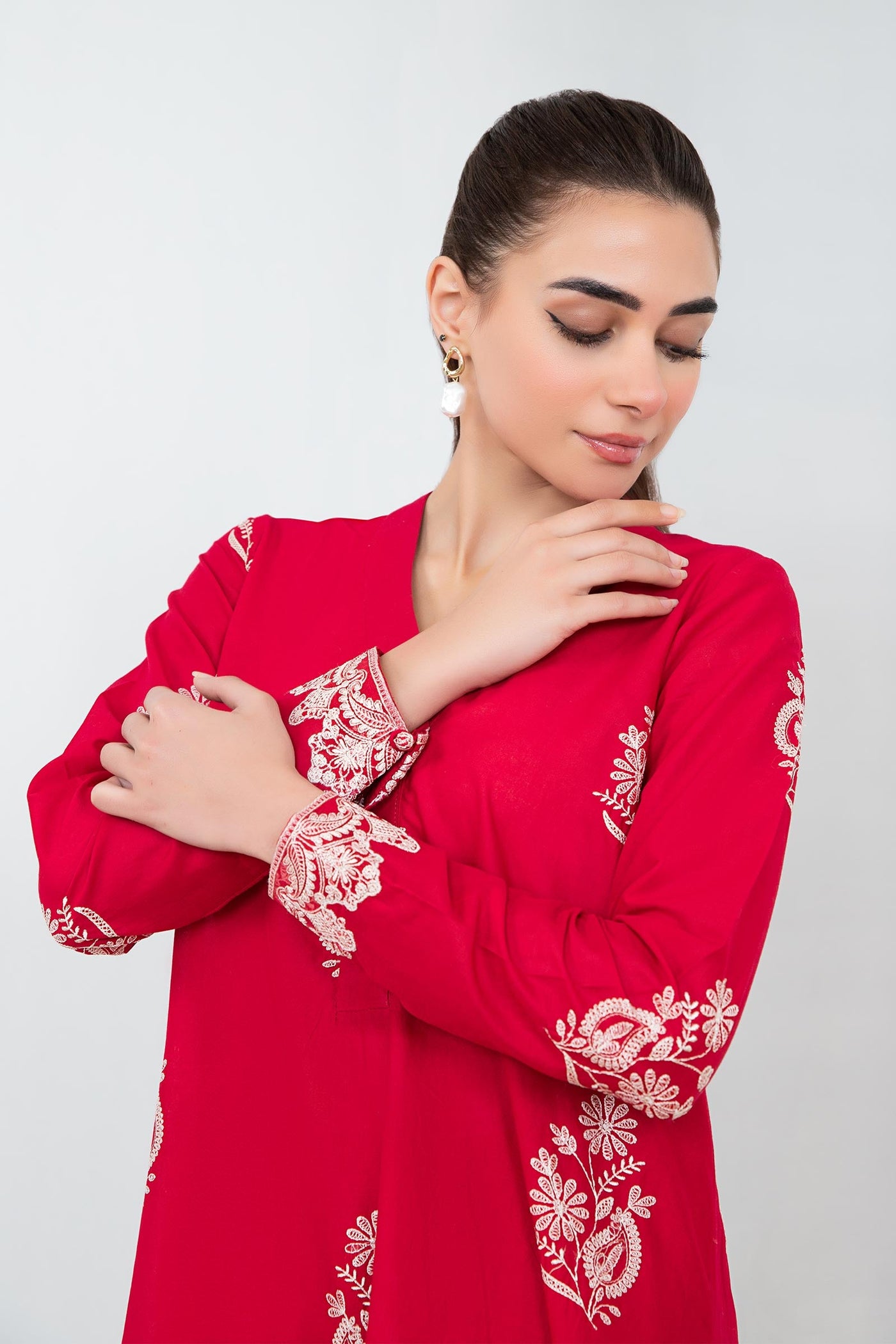 2 Piece Embroidered Lawn Suit | MB-EF24-54