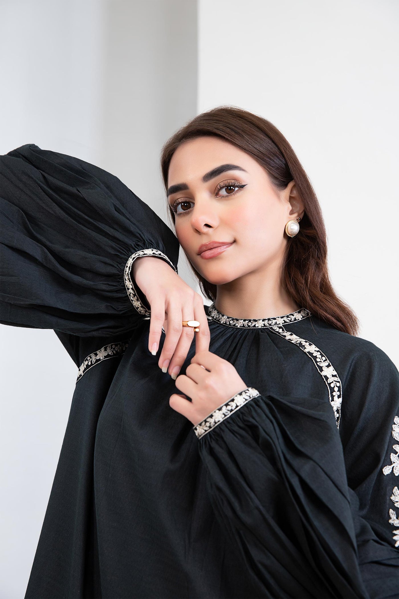 Embroidered Arabic Lawn Shirt | MB-EF24-114