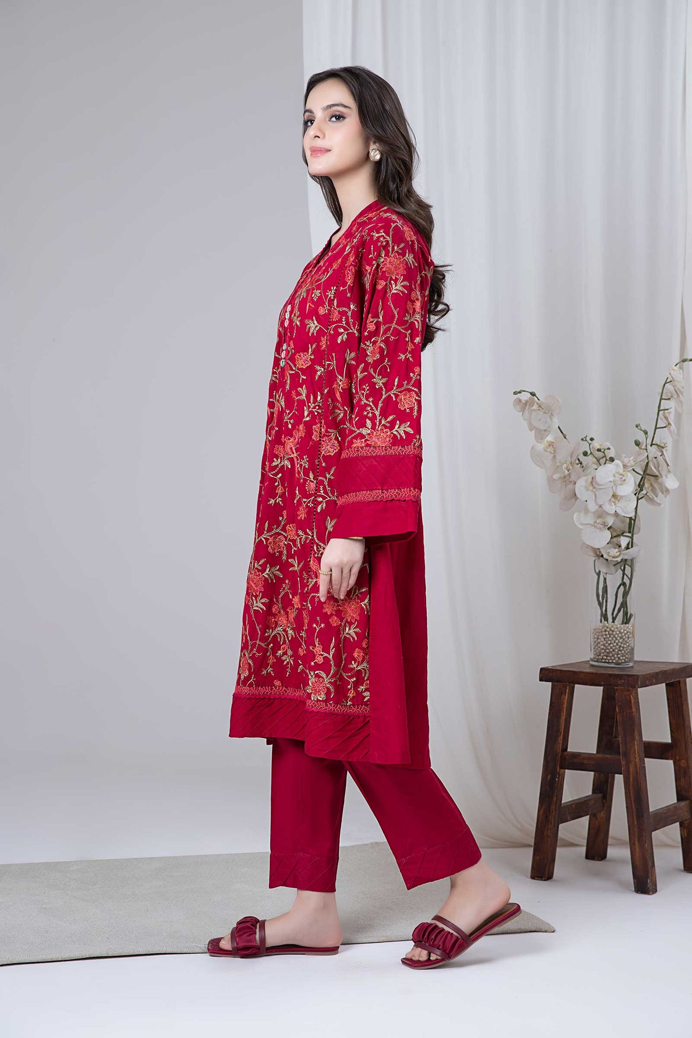 Embroidered Lawn Kurta | MB-EF24-153