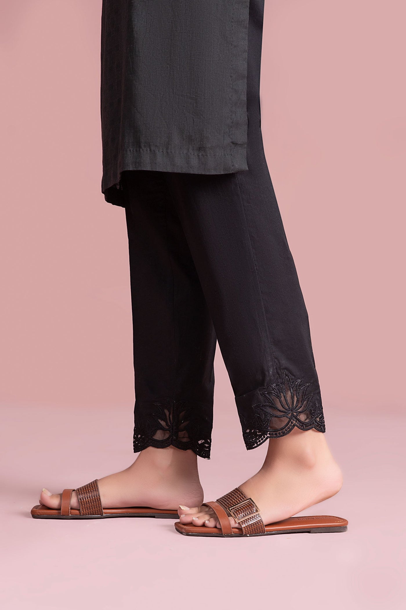 Embroidered Cambric Trouser | MB-EF24-196