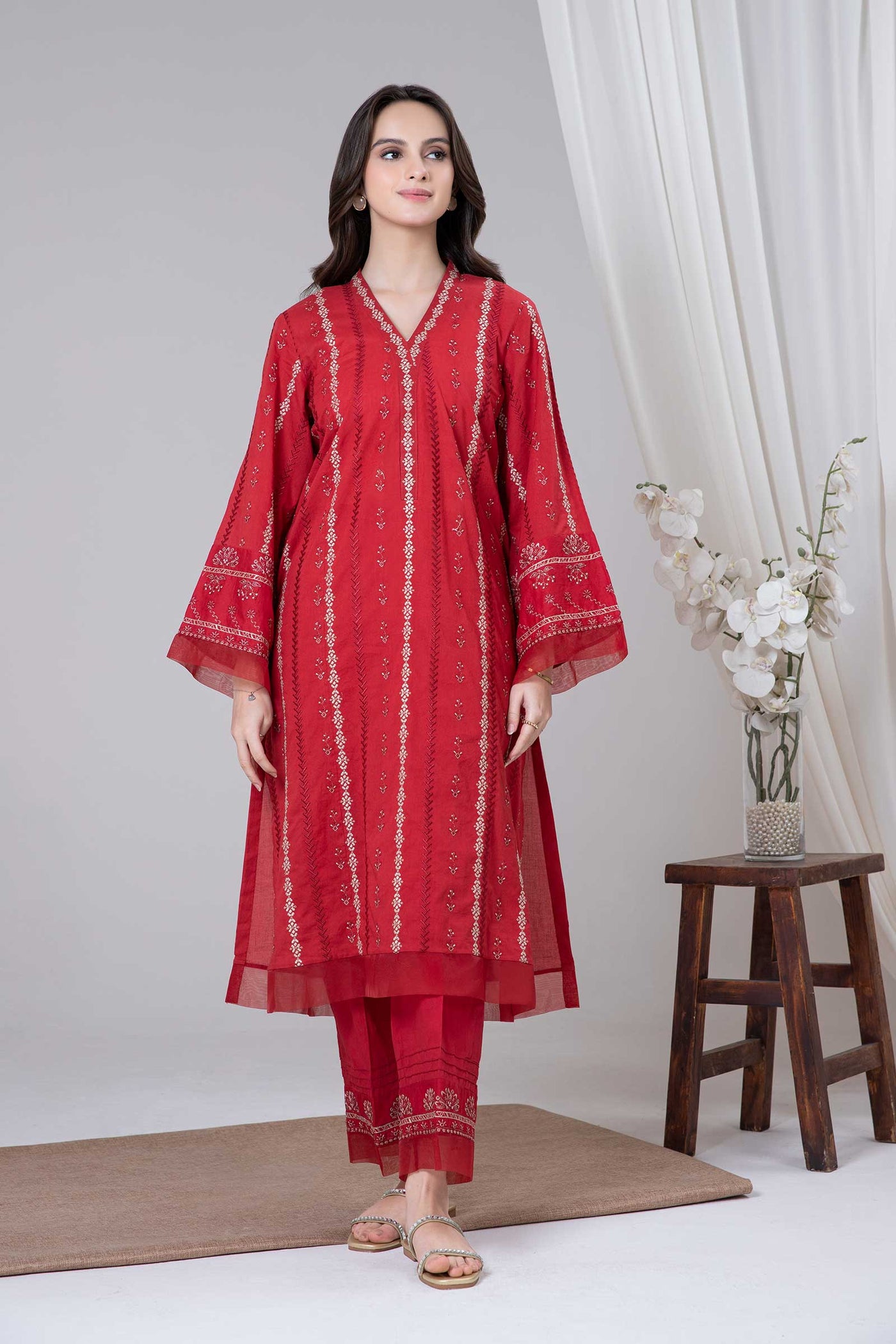 2 Piece Embroidered Lawn Suit | MB-EF24-70