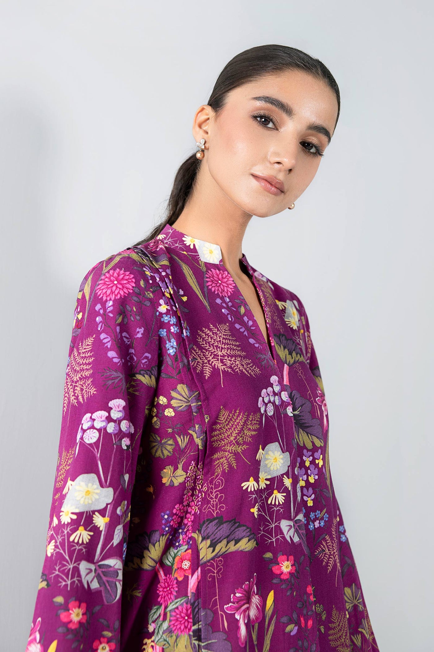 Printed Khaddar Shirt | MB-USP23-201A