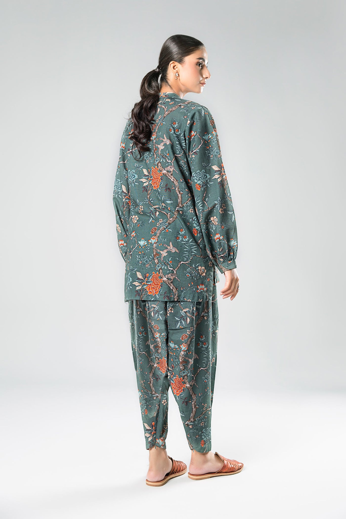 2 Pc Printed Khaddar Suit | MB-USP23-202B