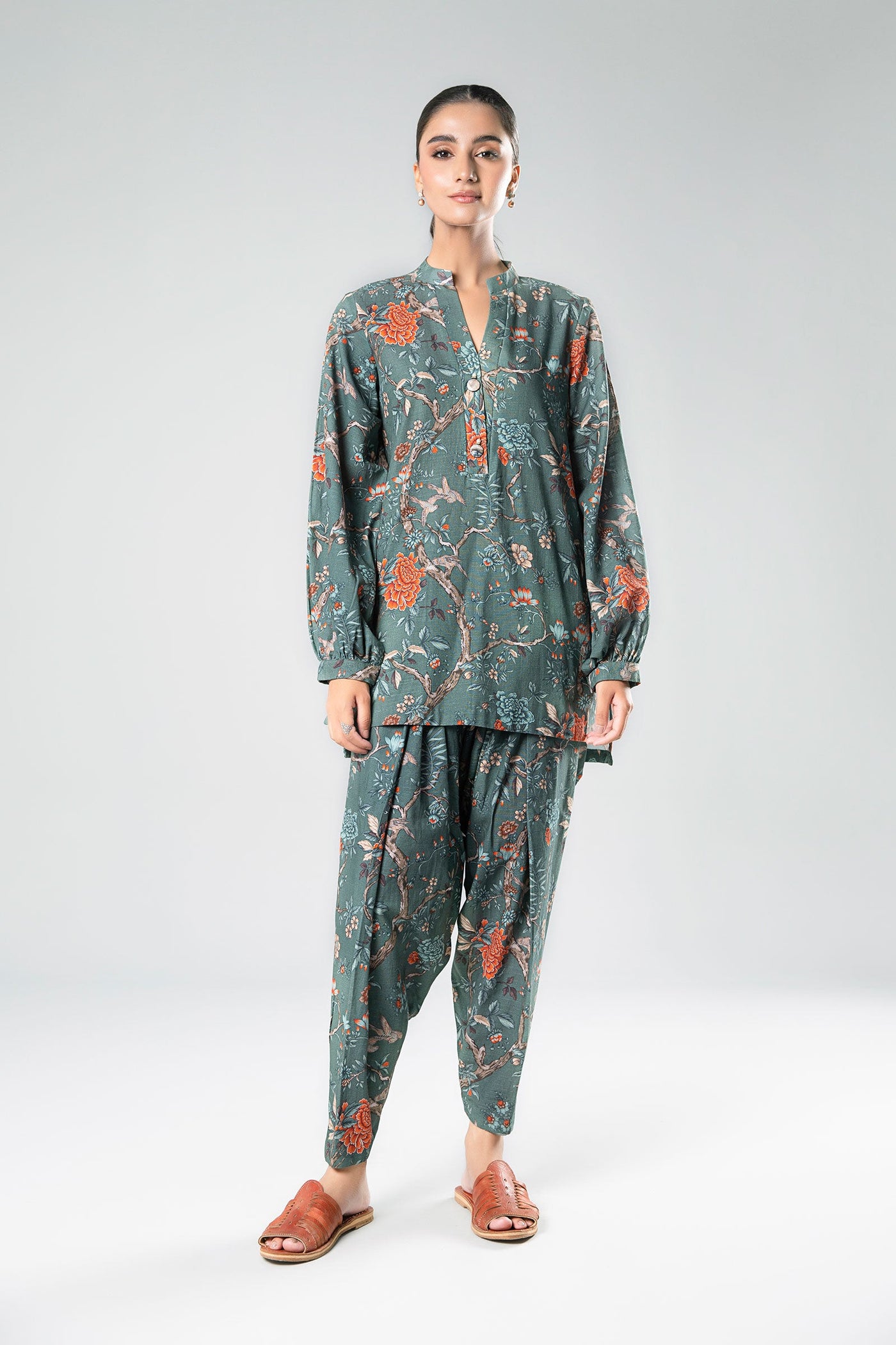 2 Pc Printed Khaddar Suit | MB-USP23-202B