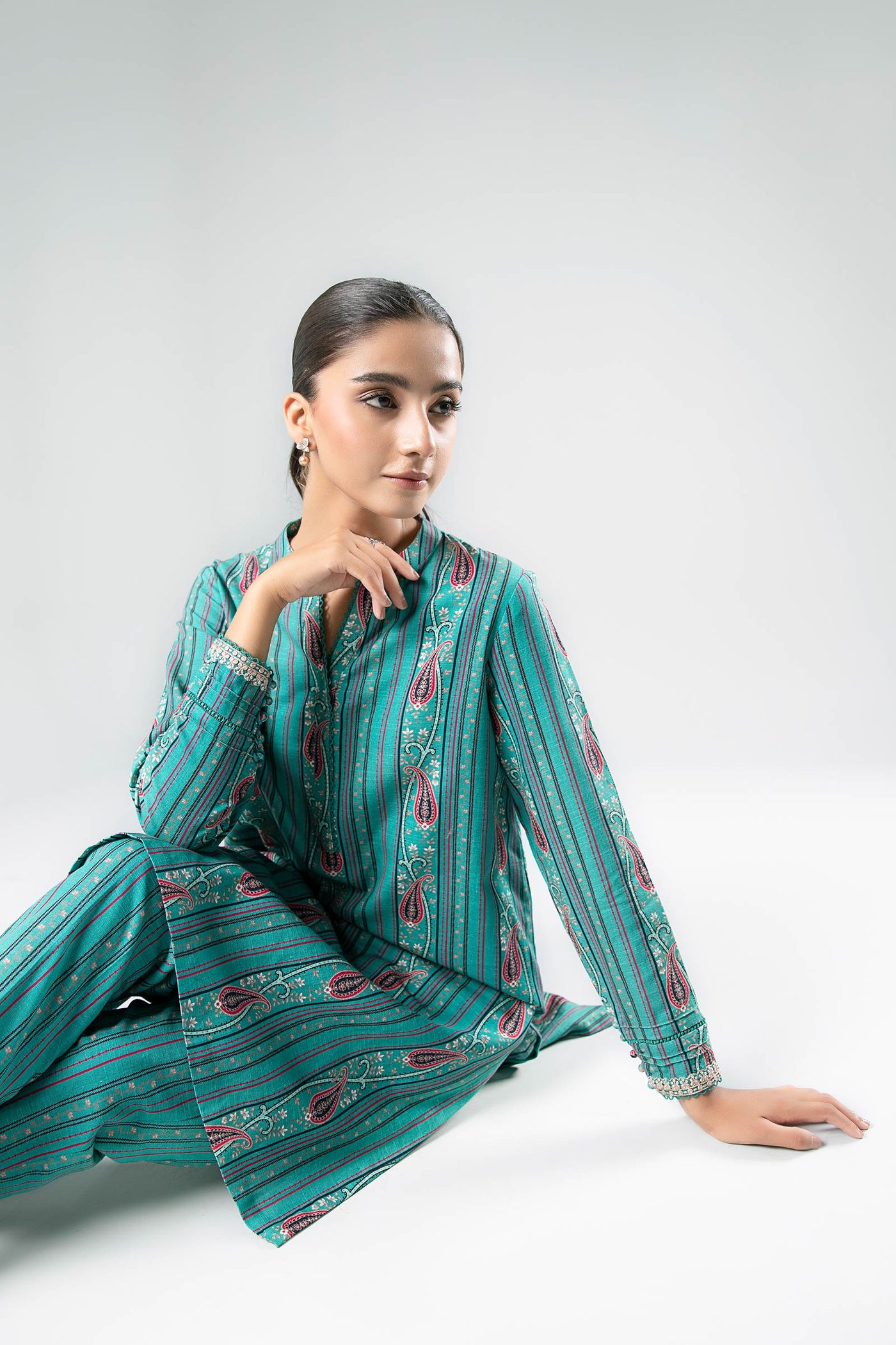 2 Piece - Khaddar Suit | MB-US23-206-B