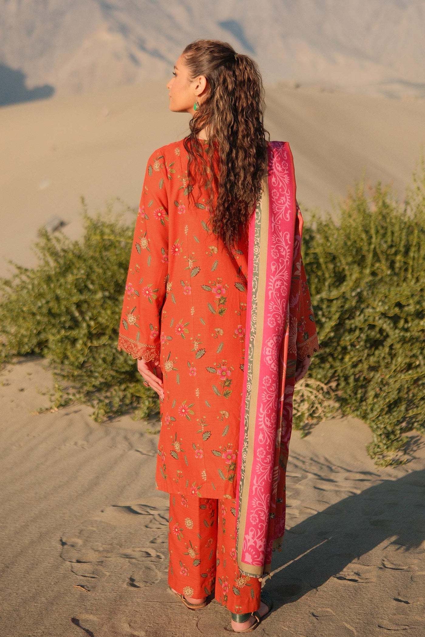 3 Pc Unstitched Printed Khaddar Suit | 505-B