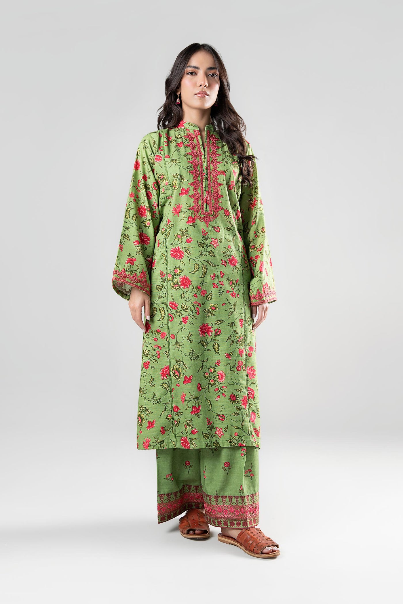 2 Pc Embroidered Khaddar Suit | MB-WS24-142