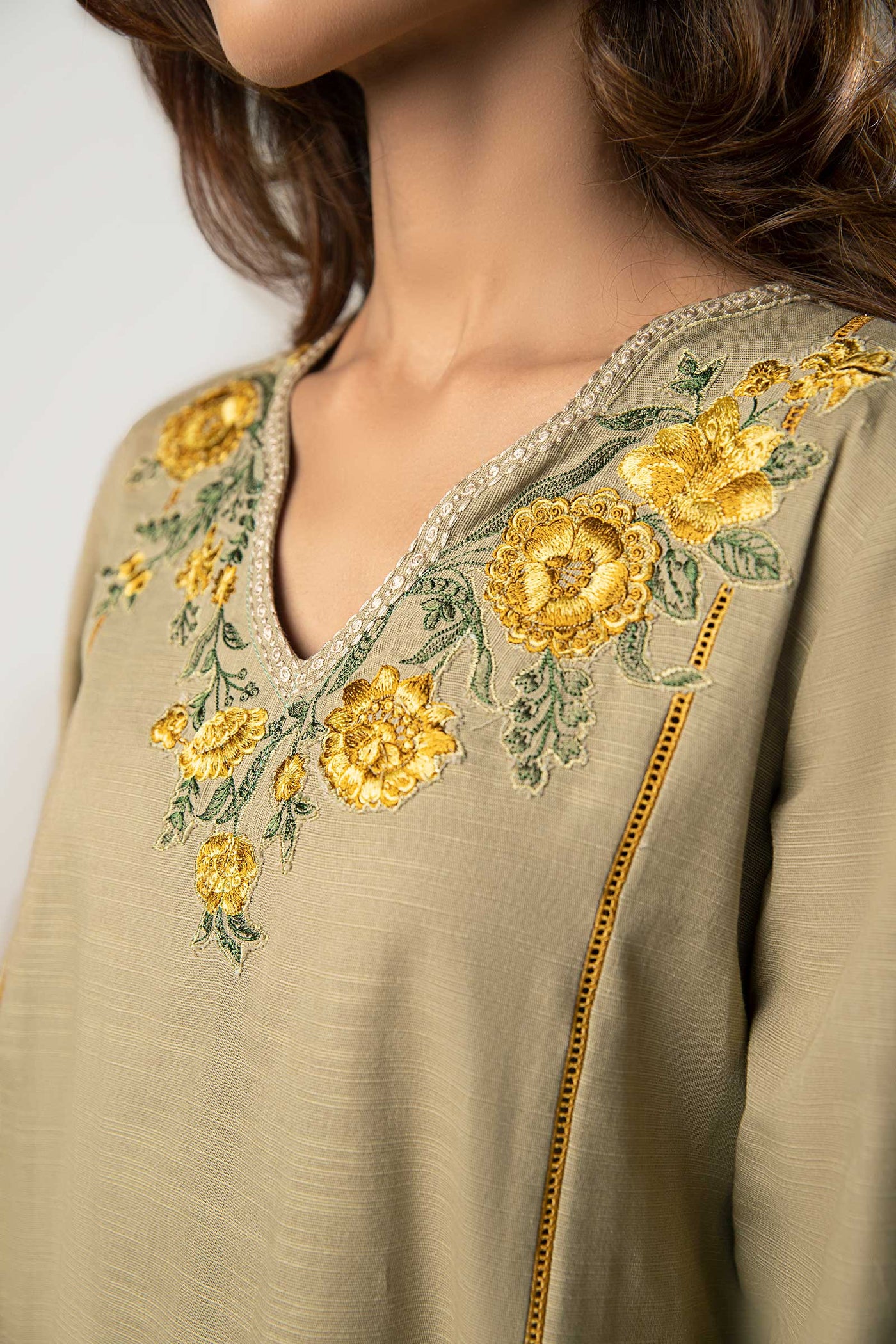 2 Pc Embroidered Khaddar Suit | MB-WS24-19