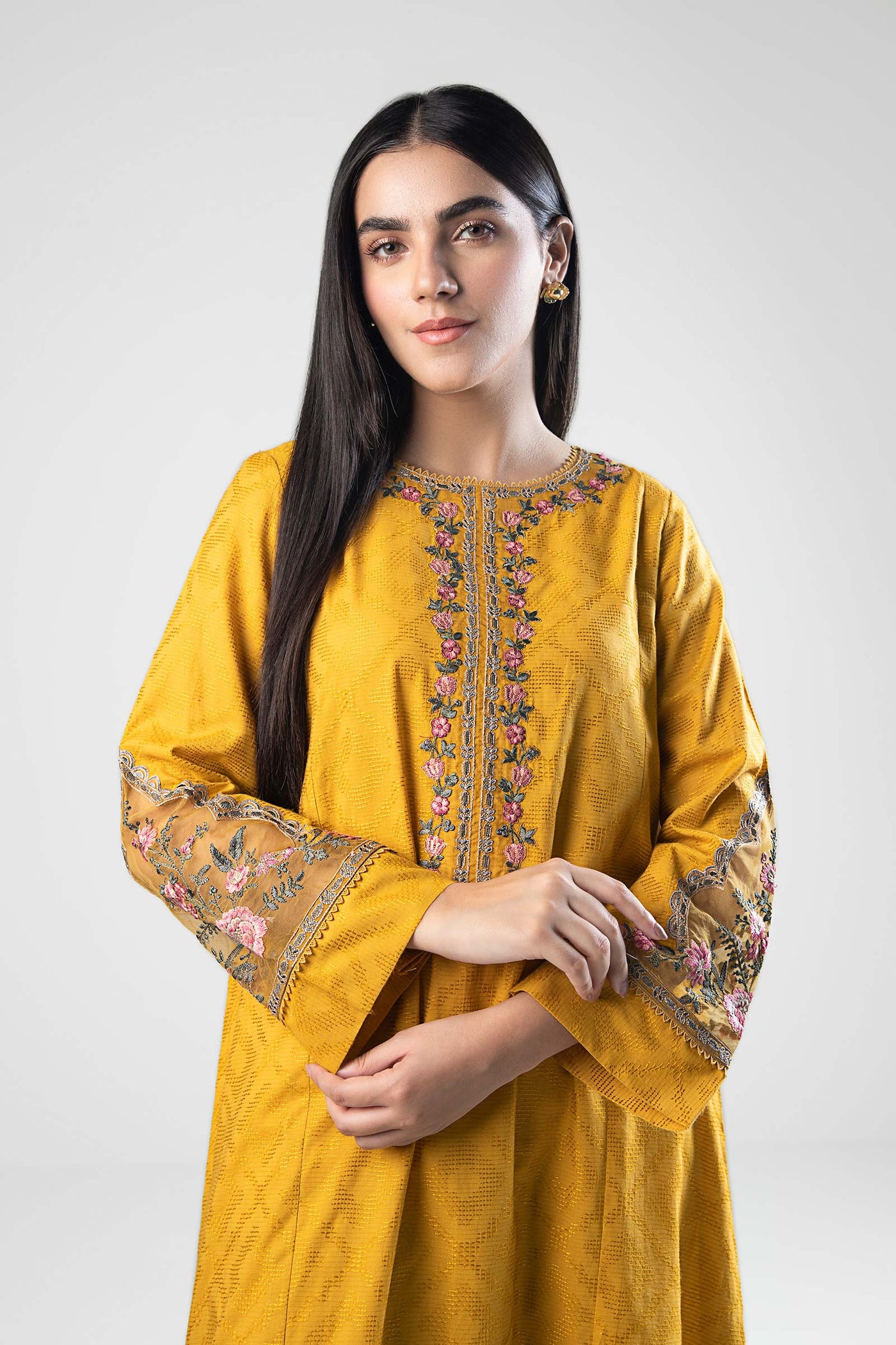 Embroidered Textured Shirt | MB-WS24-30