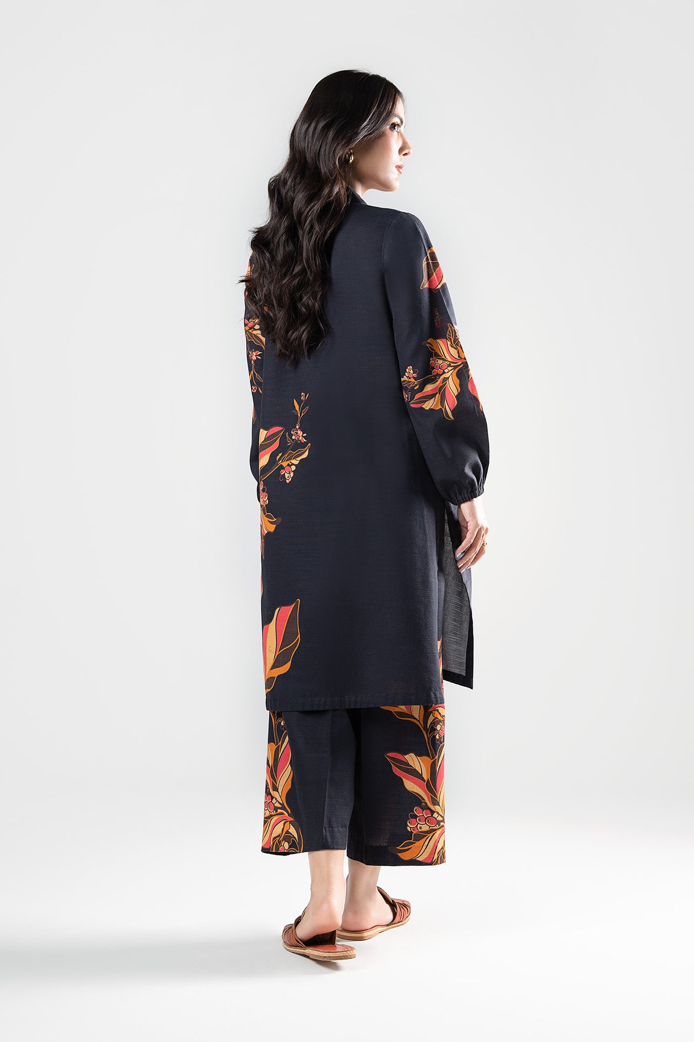 2 Pc Printed Khaddar Suit | MB-WS24-62