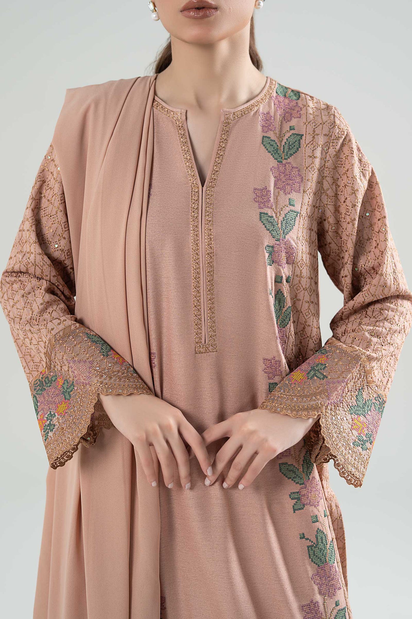 3 Pc Embroidered Karandi Suit | MB-WS24-95