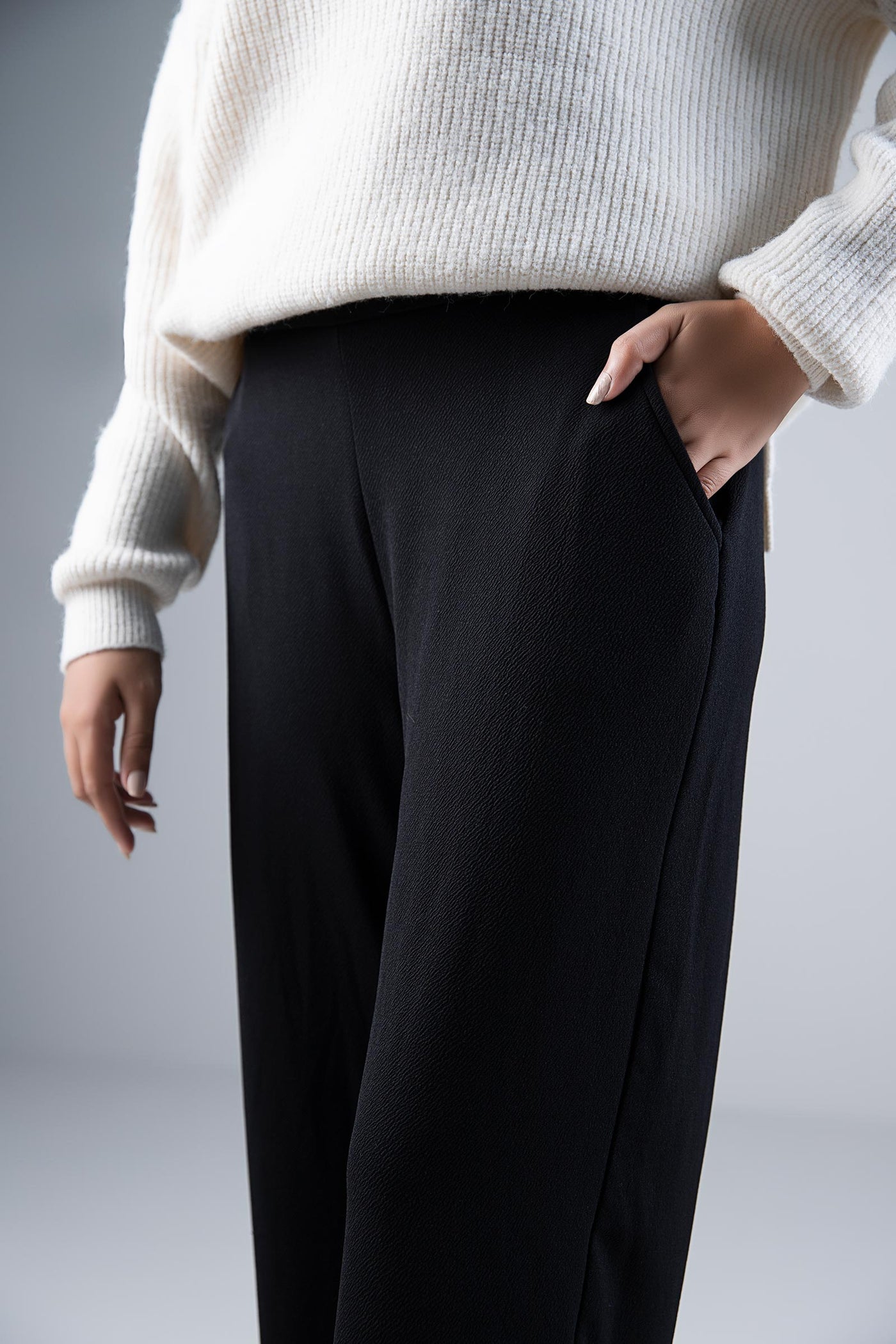 Cropped Wide Leg Pants | WEST-W24-58A